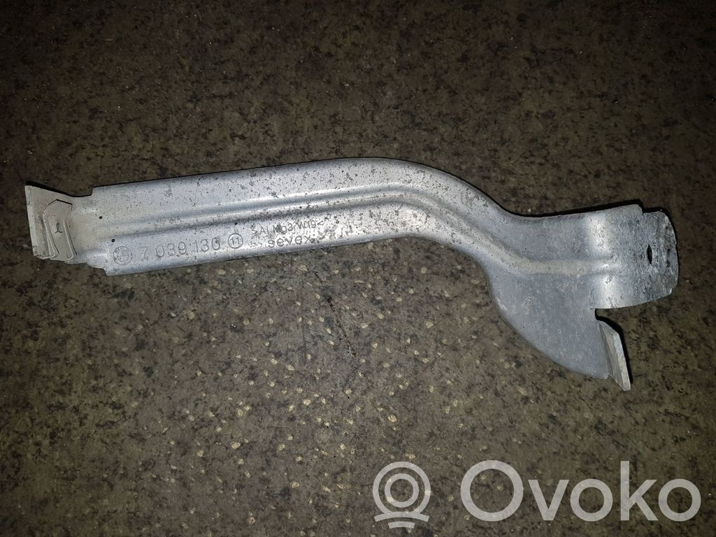 BMW 5 E60 E61 Sonstiges Einzelteil Unterboden 