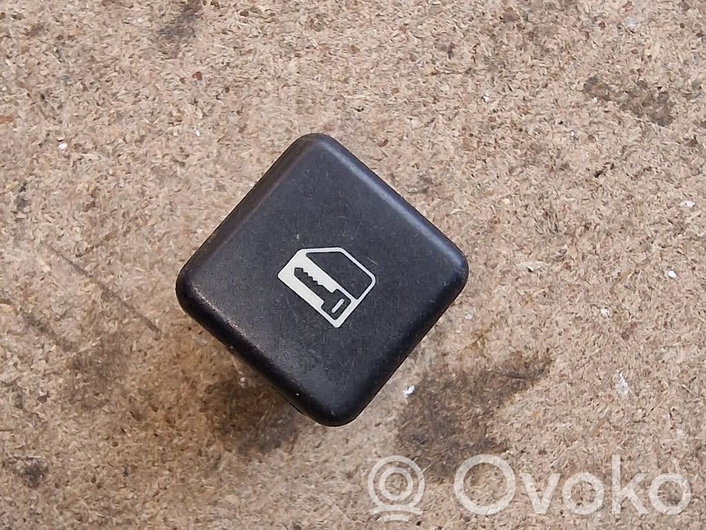 BMW 5 E39 Central locking switch button 