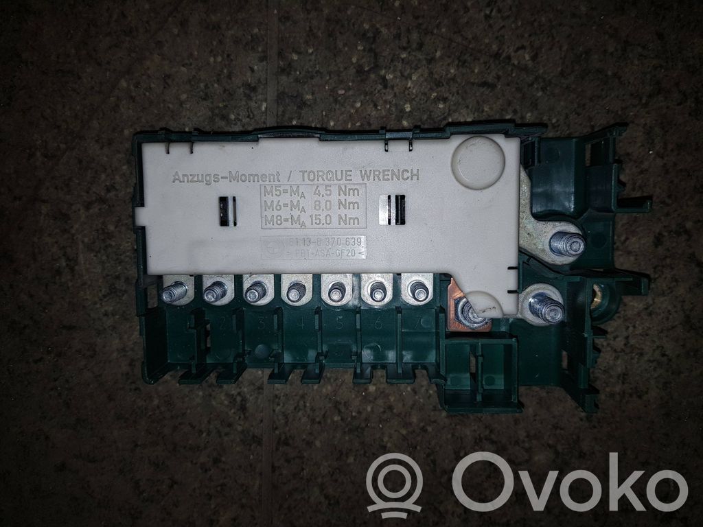 BMW 5 E39 Saugiklių dėžė (komplektas) 