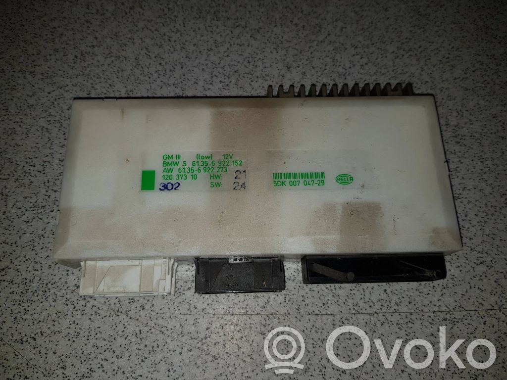 BMW 5 E39 Komforta modulis 