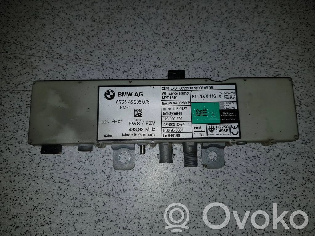 BMW 5 E39 Antenos stiprintuvas 