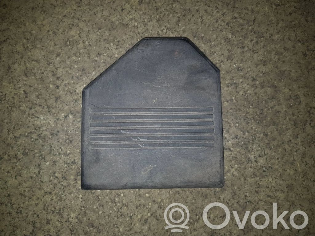 BMW 5 E34 Muu moottoritilan osa 