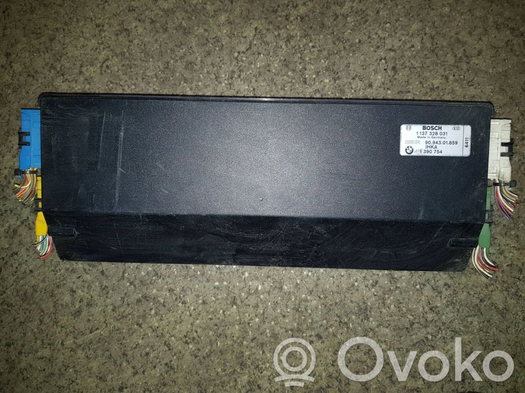 BMW 5 E34 Gaisa kondicionēšanas / salona apsildes vadības bloks 