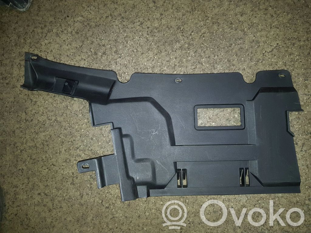 BMW 7 E38 Kita salono detalė 