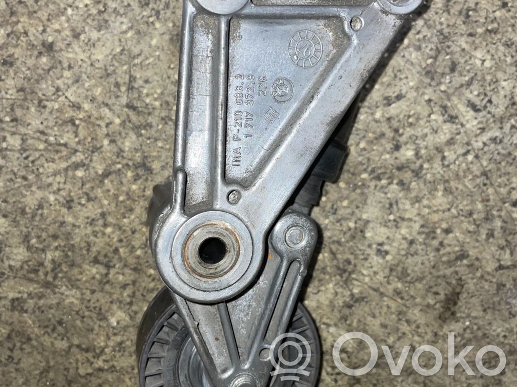 BMW 5 E39 Dzinēja nostiprināšanas stiprinājums-kronšteins 