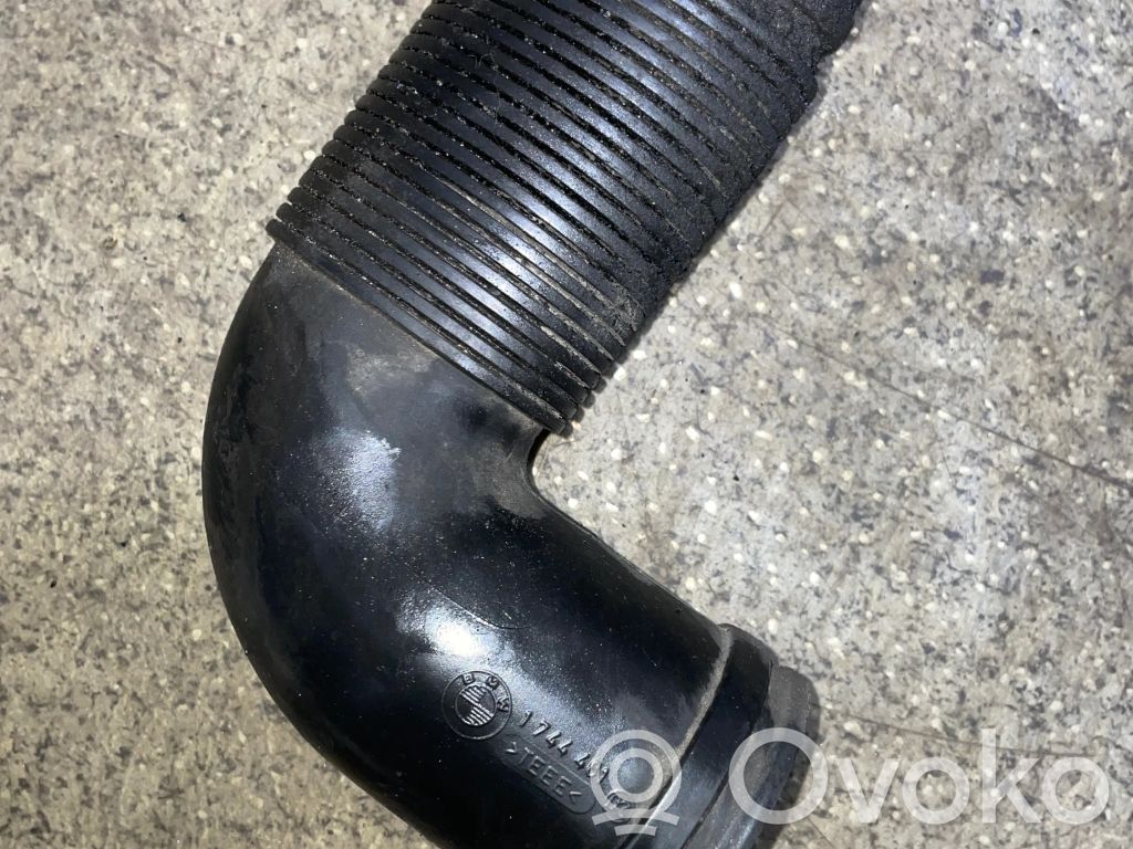 BMW 5 E39 Šļūtene (-es) / caurule (-es) 