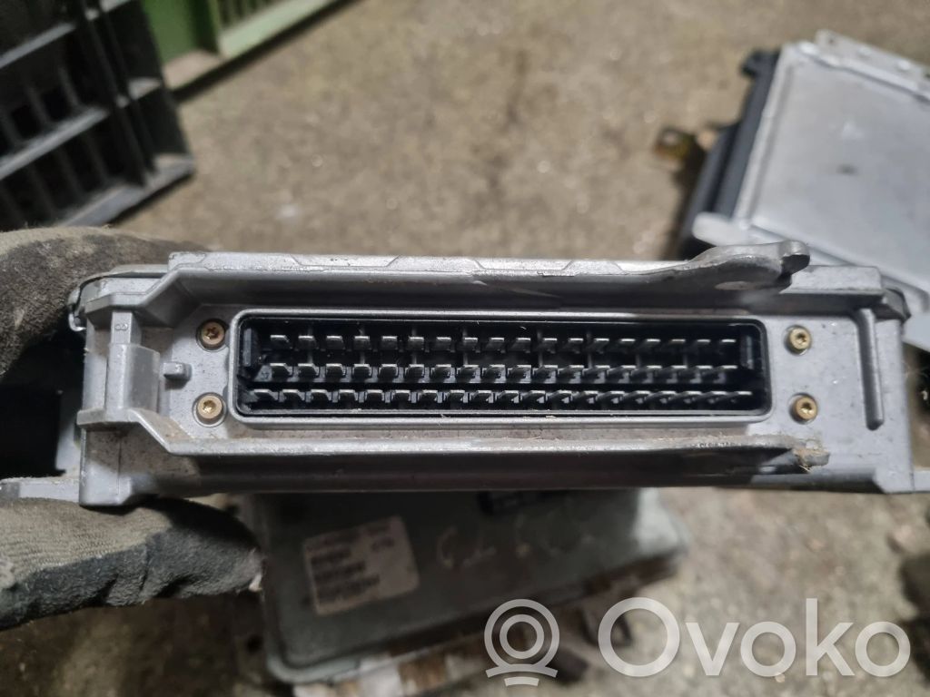 BMW 5 E34 Engine control unit/module 