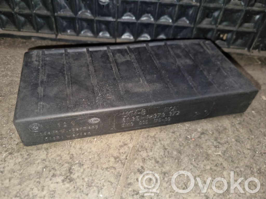 BMW 5 E34 Komforto modulis 
