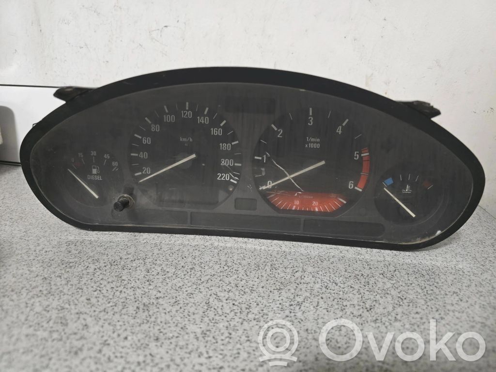 BMW 3 E36 Speedometer (instrument cluster) 