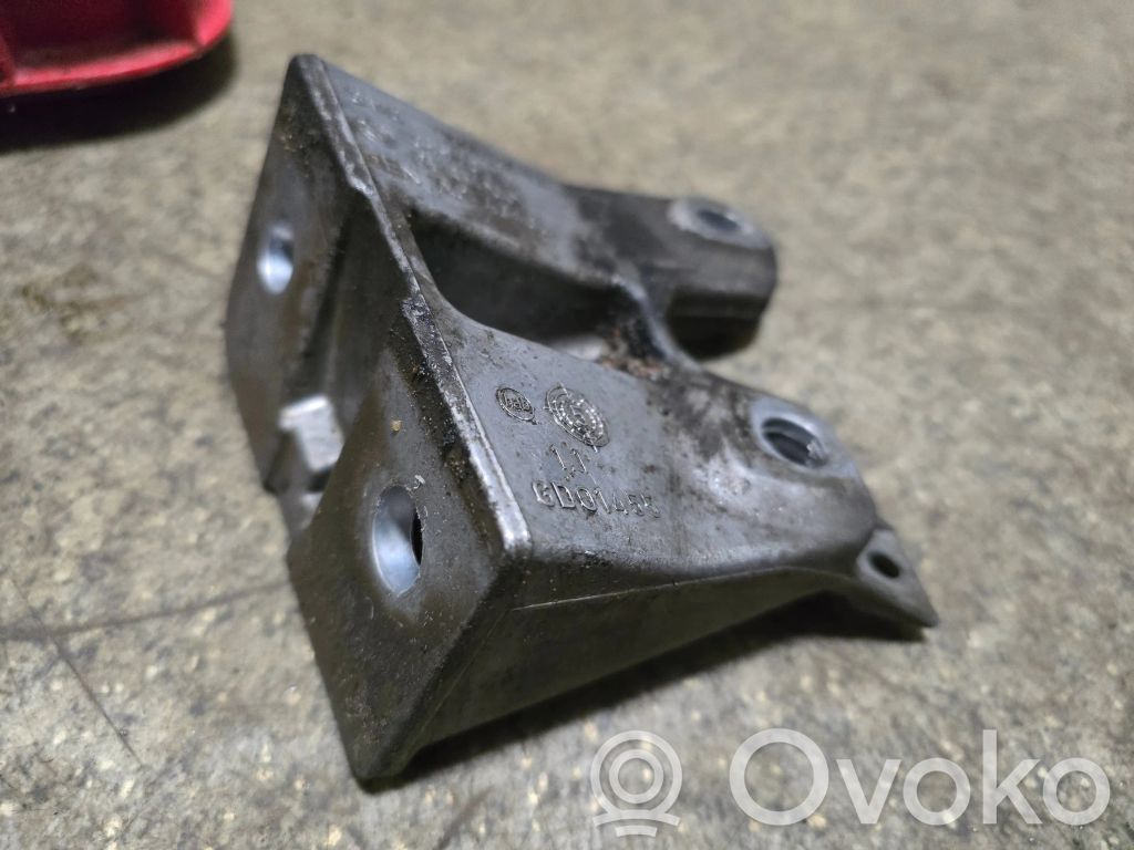 BMW 5 E60 E61 Engine mounting bracket 