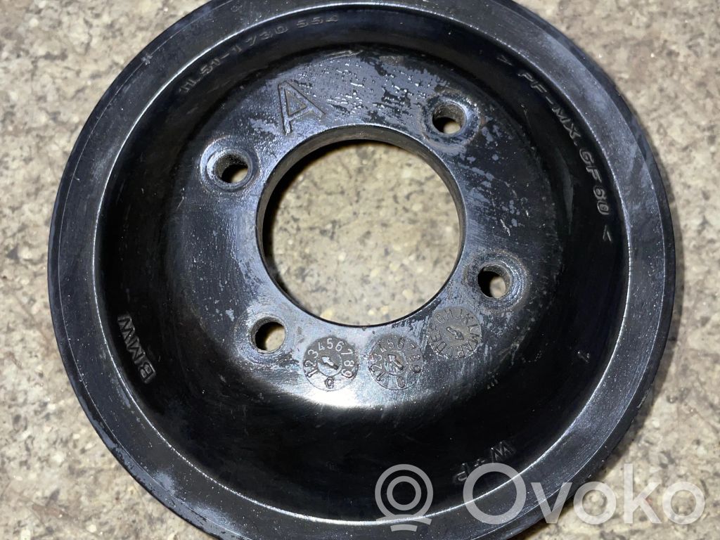 BMW 5 E39 Water pump pulley 
