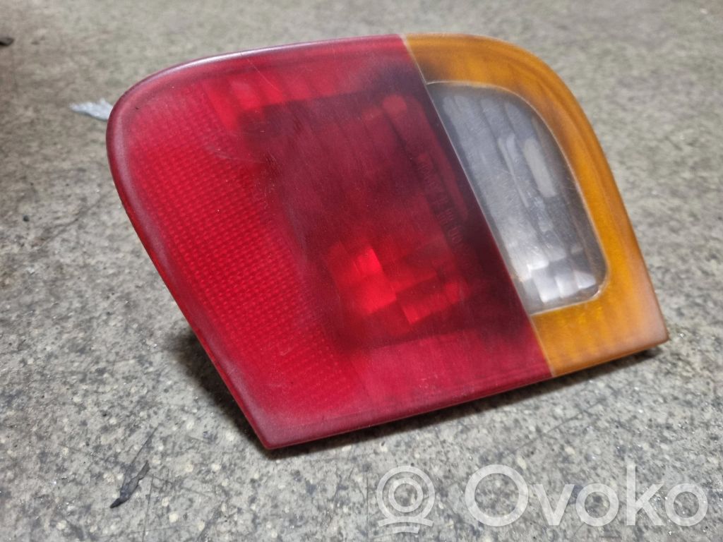 BMW 3 E46 Tailgate rear/tail lights 