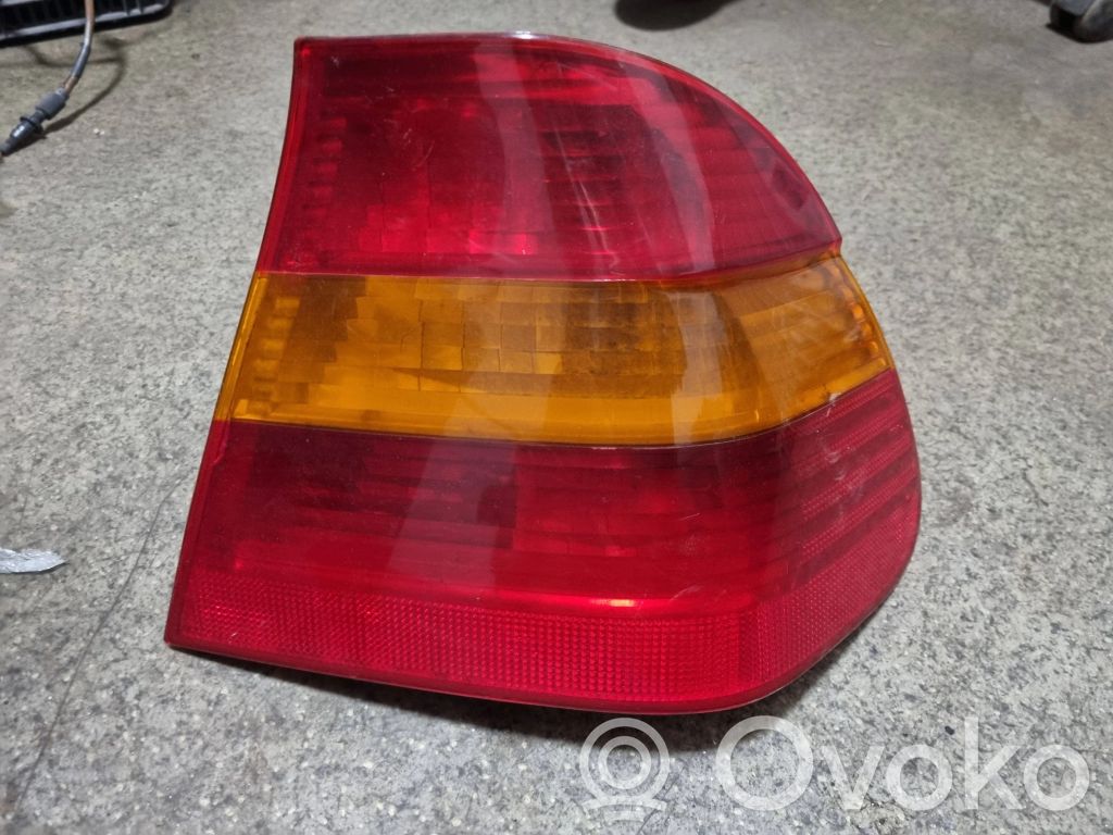 BMW 3 E46 Galinis žibintas kėbule 