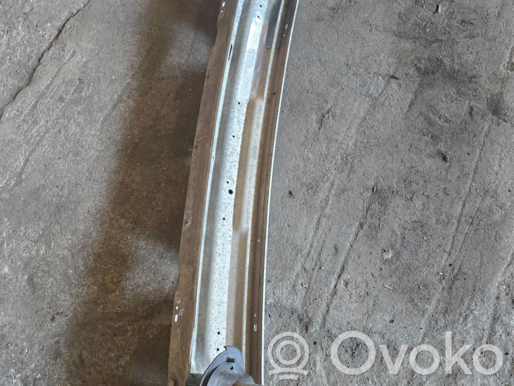 BMW 5 E39 Takapuskurin poikittaistuki 