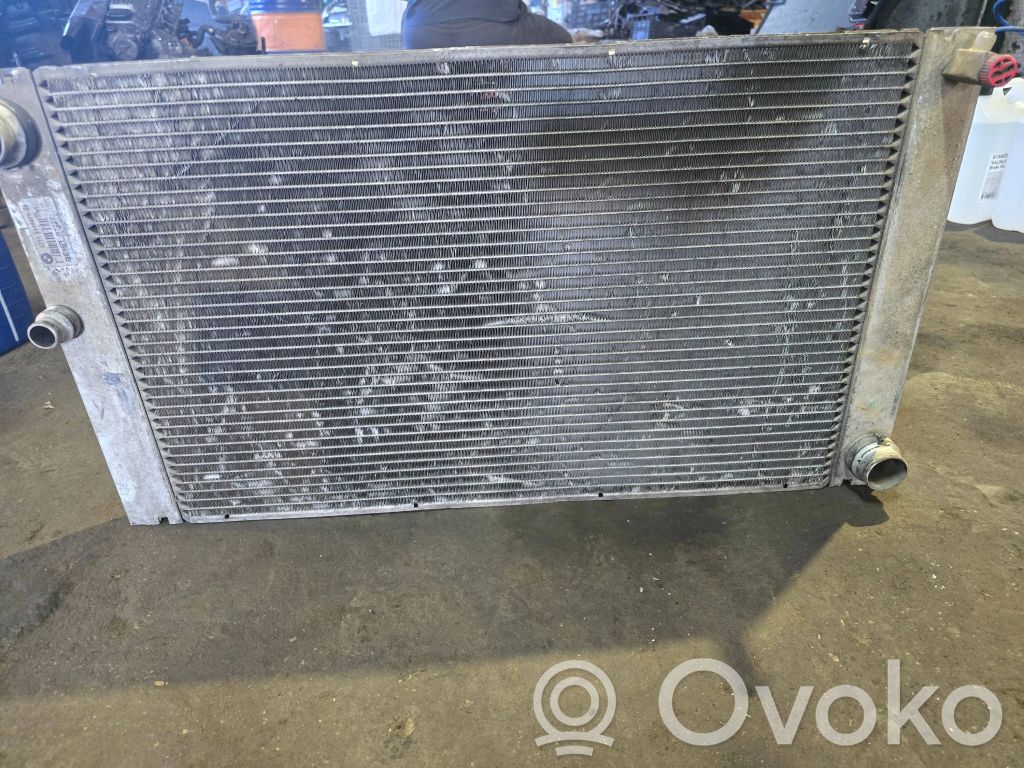 BMW 7 E65 E66 Aušinimo skysčio radiatorius 