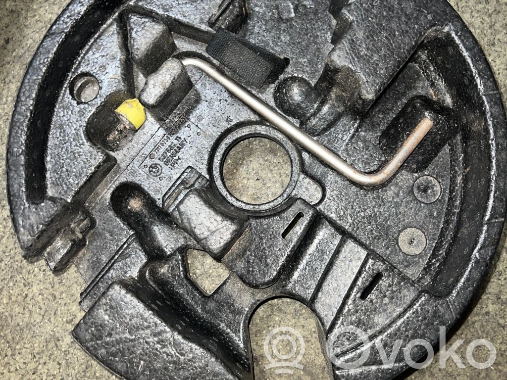 BMW 5 E60 E61 Boîte à outils 