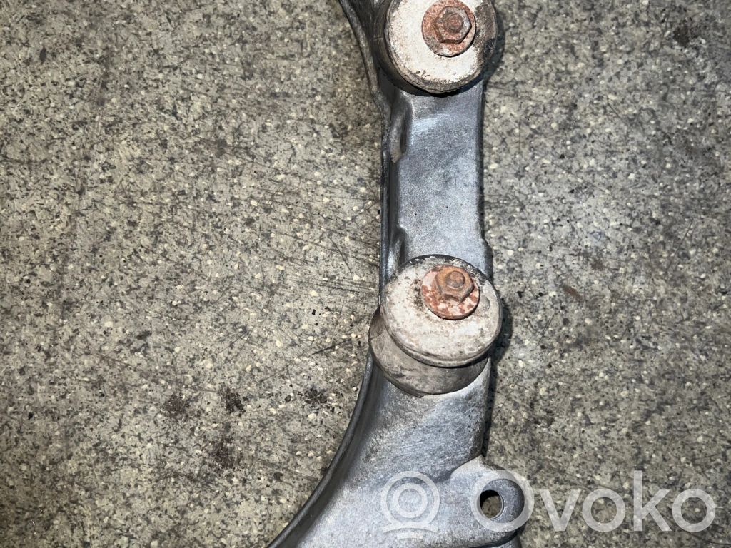 BMW 3 E46 Gearbox mounting bracket 
