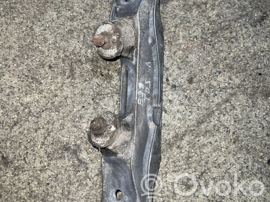Gearbox mounting bracket   1093446