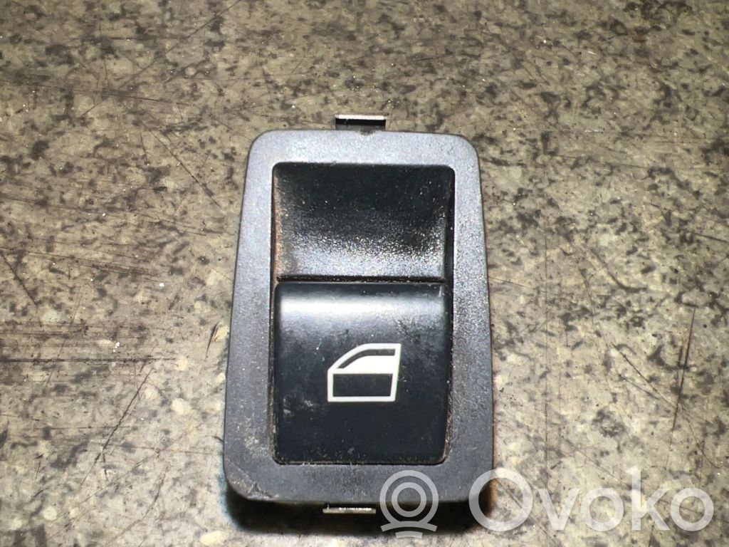 BMW 3 E46 Electric window control switch 
