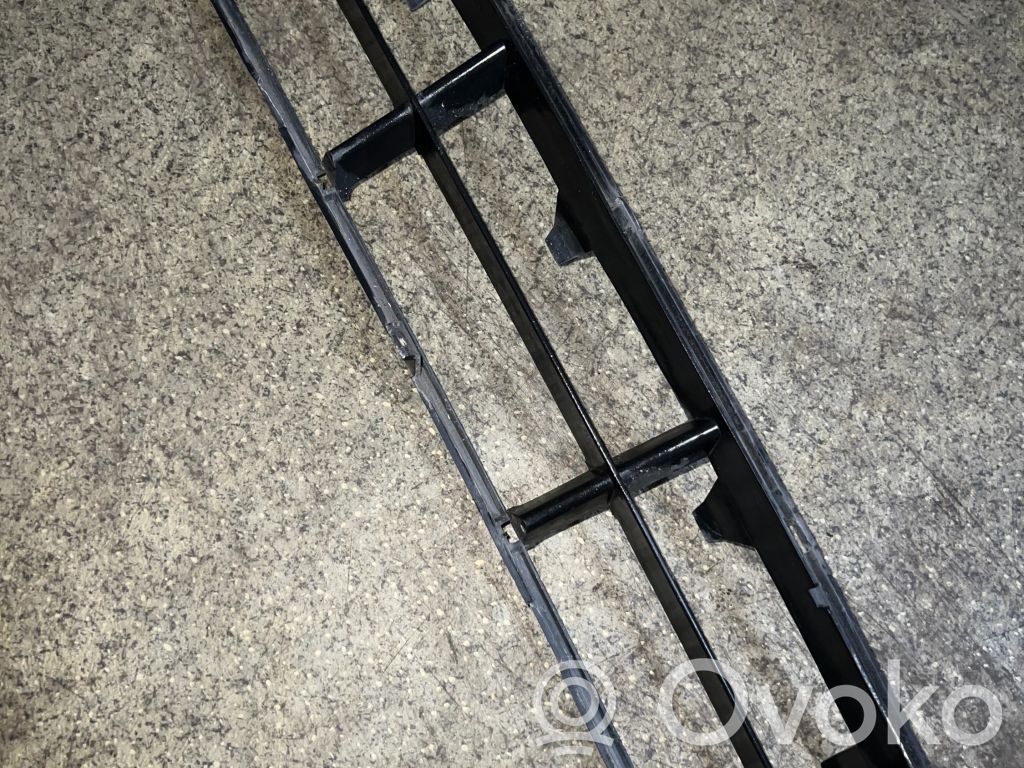 BMW 5 E39 Front bumper lower grill 