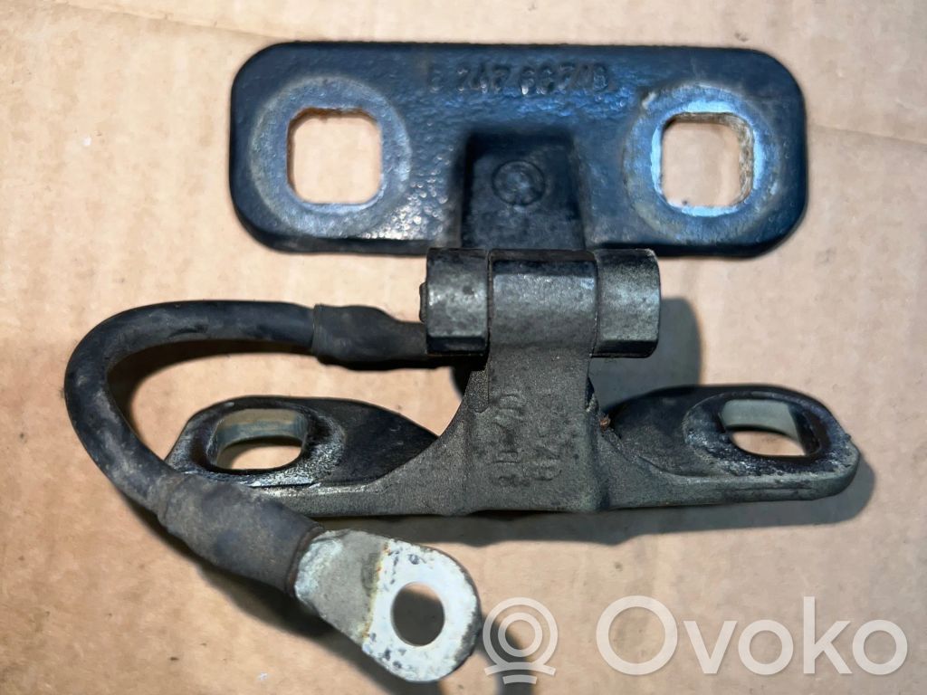 Tailgate/trunk/boot hinge   82476678