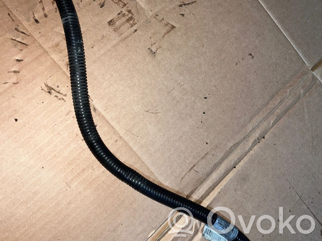 Pluskaapeli (akku)   7789222,E5769P