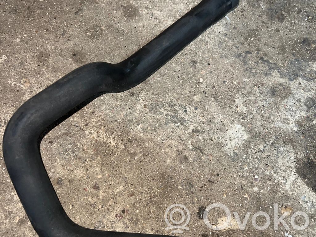 Engine coolant pipe/hose   6905315