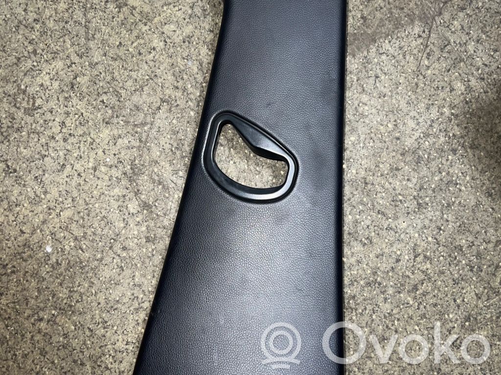 BMW 7 E65 E66 Pilar (B) (superior) 