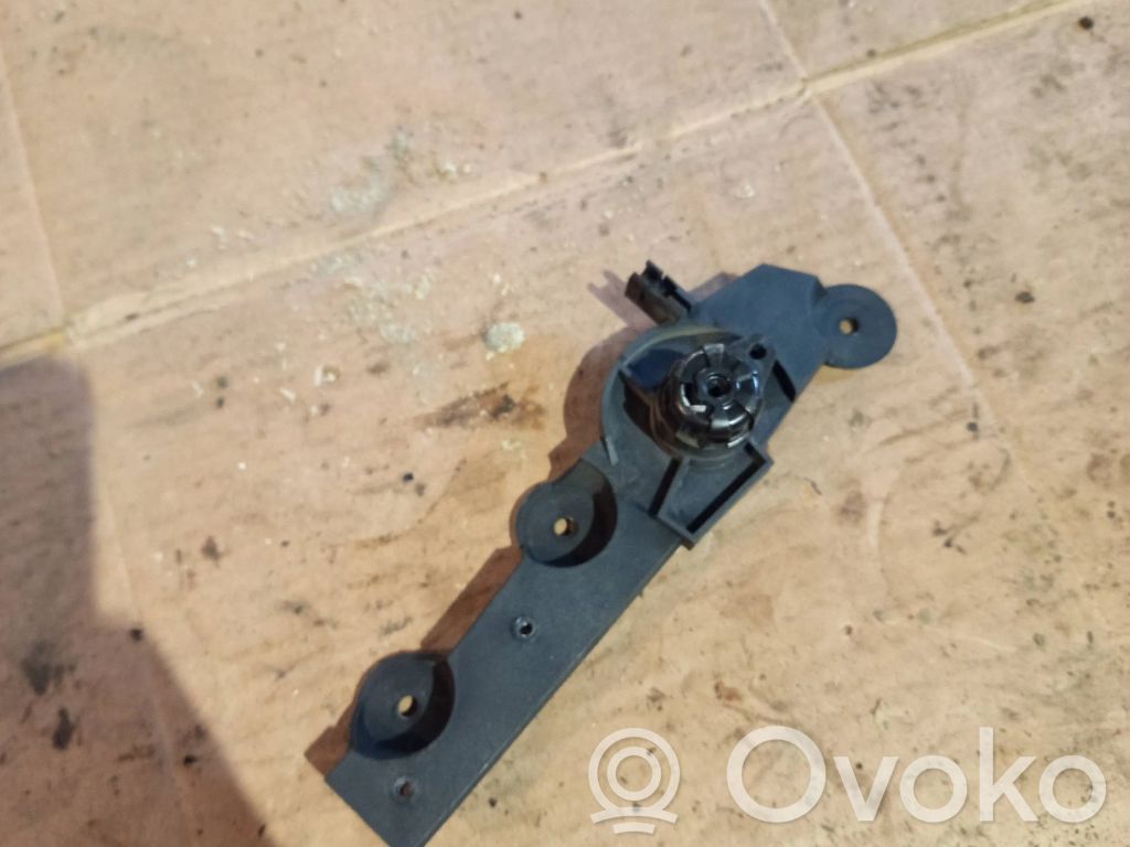 BMW 5 E60 E61 Engine bonnet (hood) release handle 