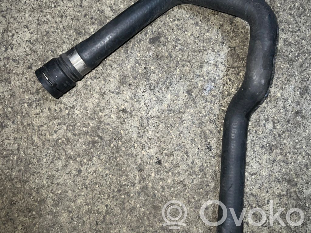BMW 5 E39 Engine coolant pipe/hose 