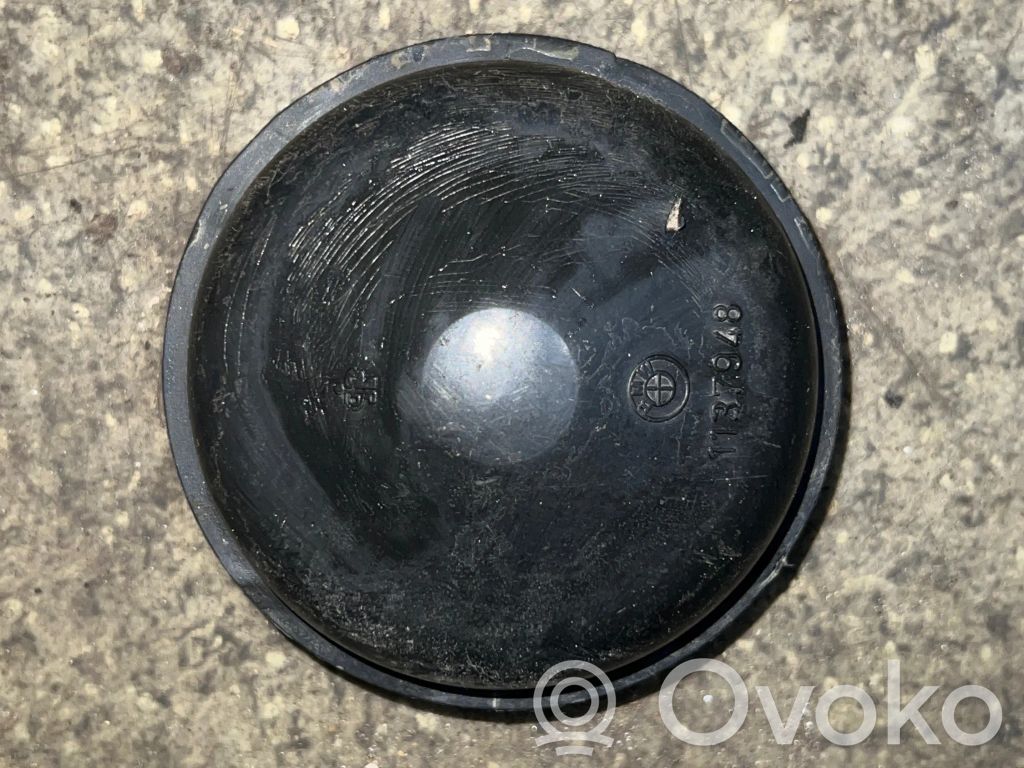 BMW 5 E34 Other engine bay part 