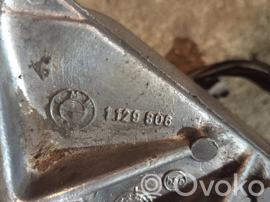 Engine mounting bracket   1129806