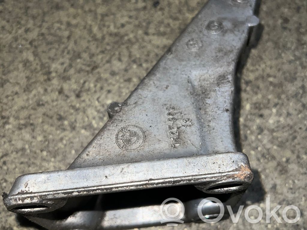 BMW 5 E28 Engine mounting bracket 