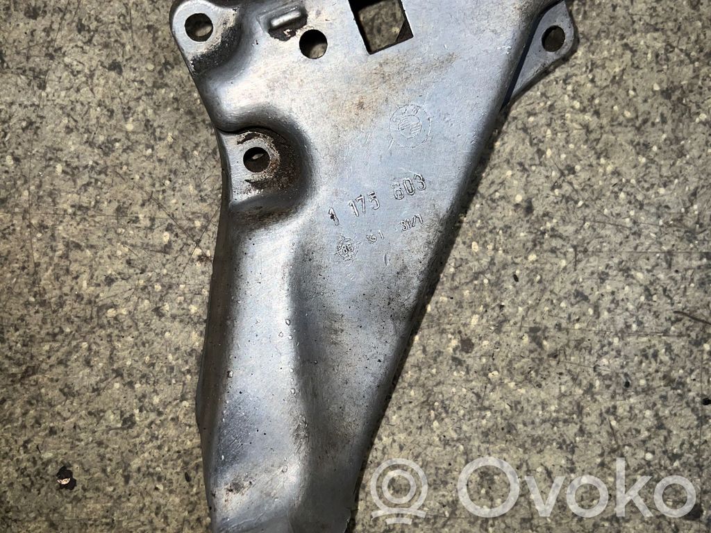 BMW 5 E28 Engine mounting bracket 
