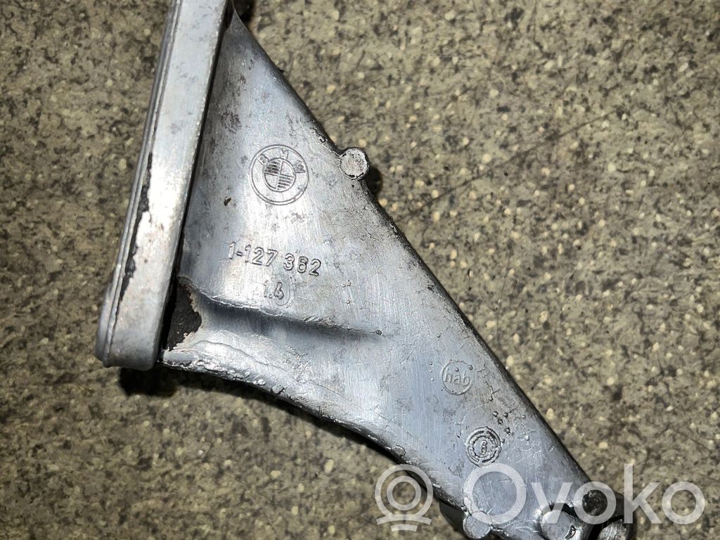 BMW 5 E28 Engine mounting bracket 