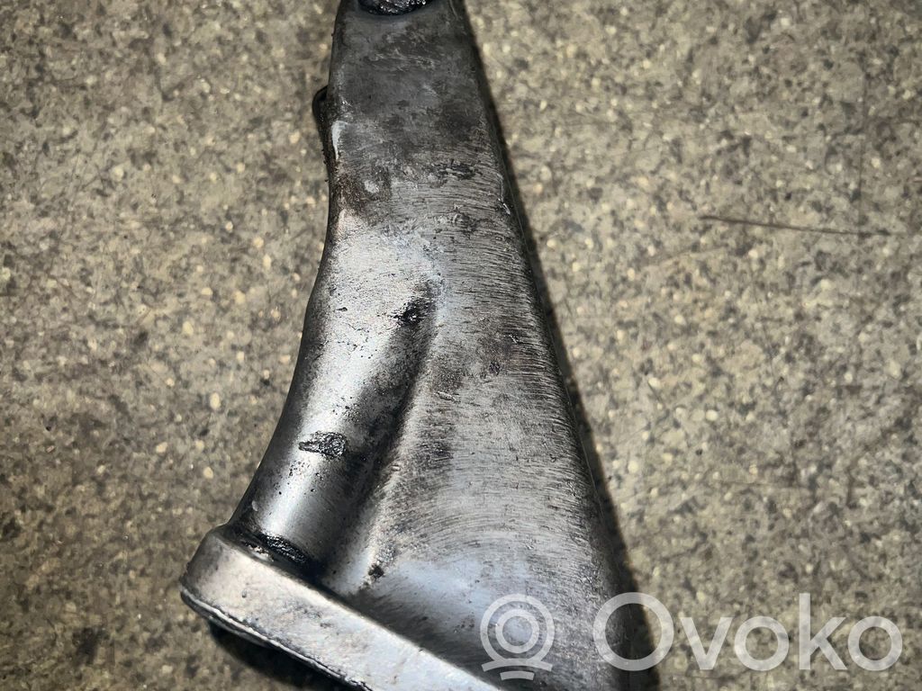 BMW 5 E28 Engine mounting bracket 