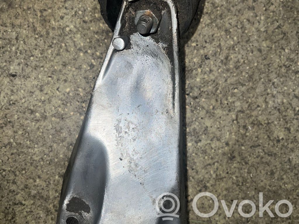 Engine mounting bracket   1133362