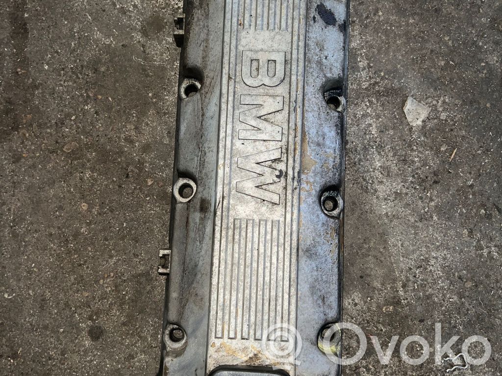 BMW 3 E46 Vārstu vāks 