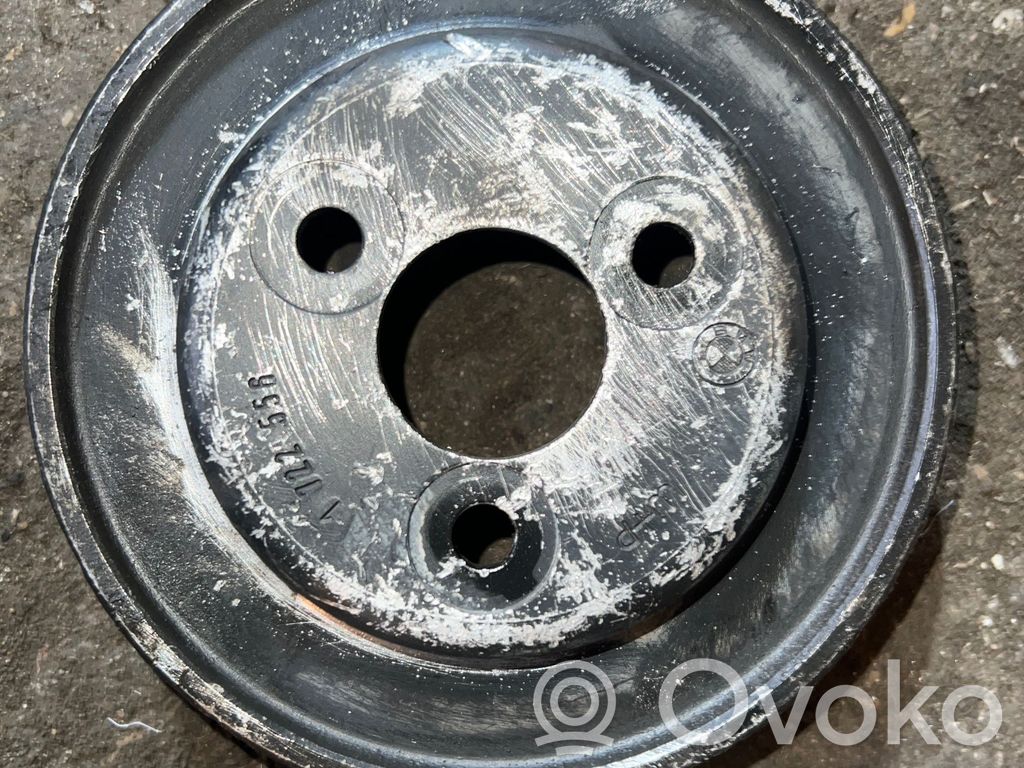 BMW 3 E36 Ohjaustehostimen pumpun hihnapyörä 
