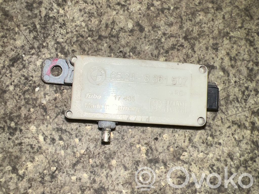 BMW 5 E39 Antenos stiprintuvas 