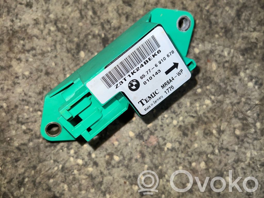 BMW 5 E39 Airbag deployment crash/impact sensor 