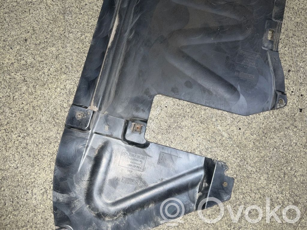 BMW 1 E81 E87 Dzinēja apakšas aizsargs 