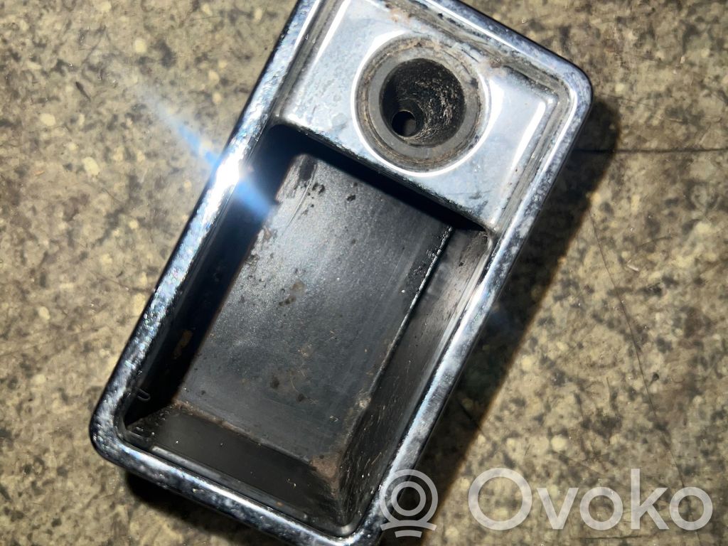 BMW 5 E39 Pelnutrauks 