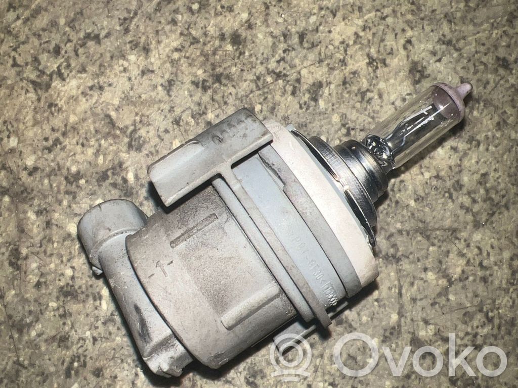 Headlight part   8380207