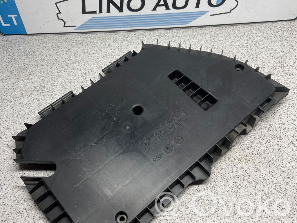 BMW 7 E65 E66 Kita salono detalė 