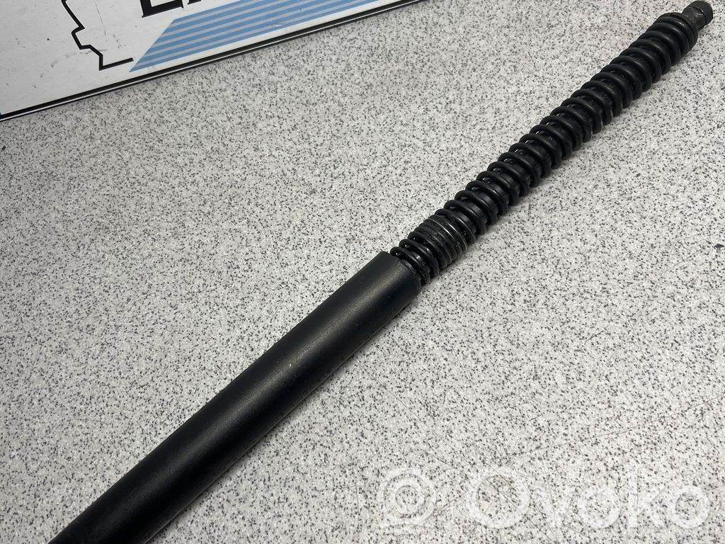 BMW 7 E65 E66 Tailgate/trunk strut/damper 