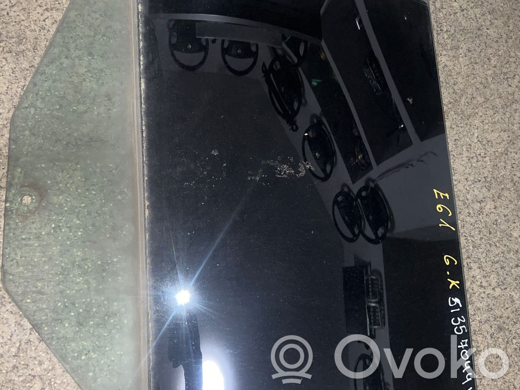 BMW 5 E60 E61 Rear door window glass 