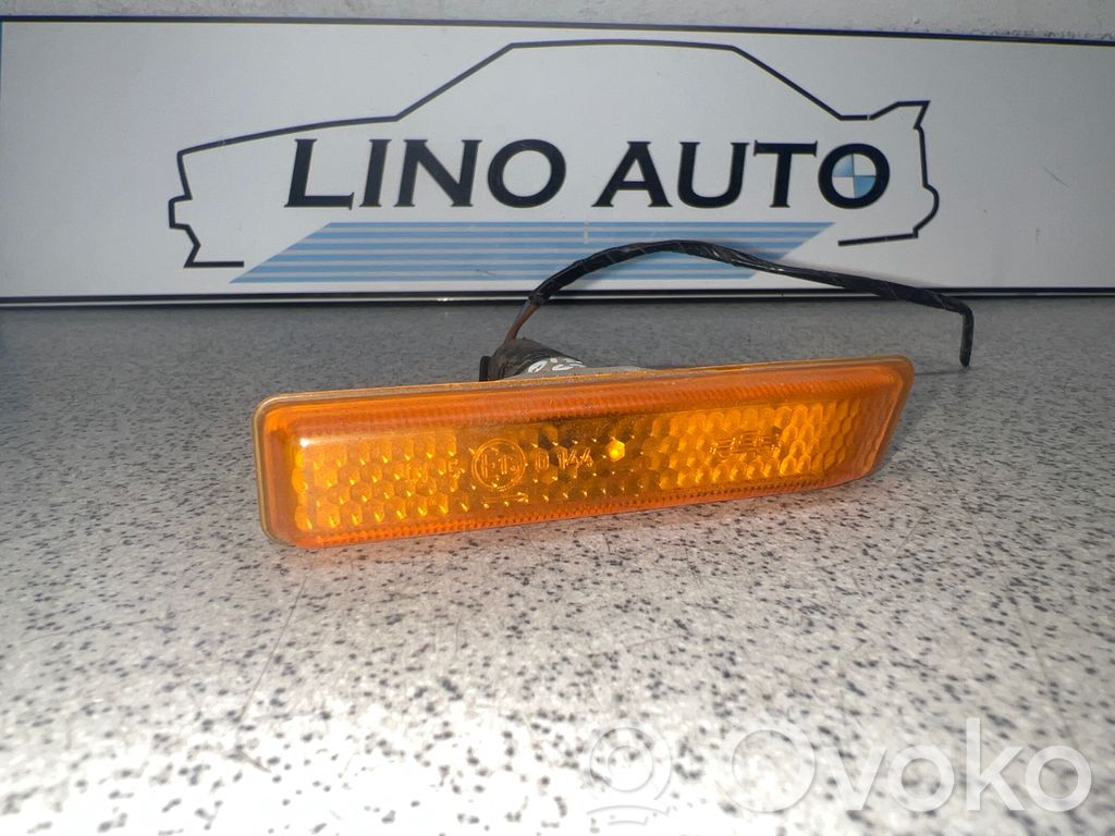 BMW 3 E36 Front fender indicator light 