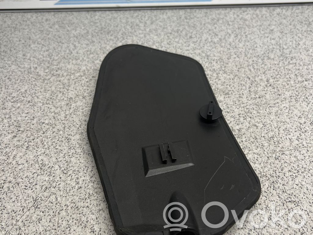 Other trunk/boot trim element   8230960