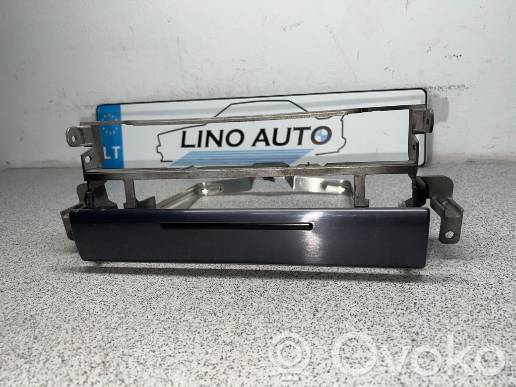 BMW 5 E39 Radio/GPS head unit trim 